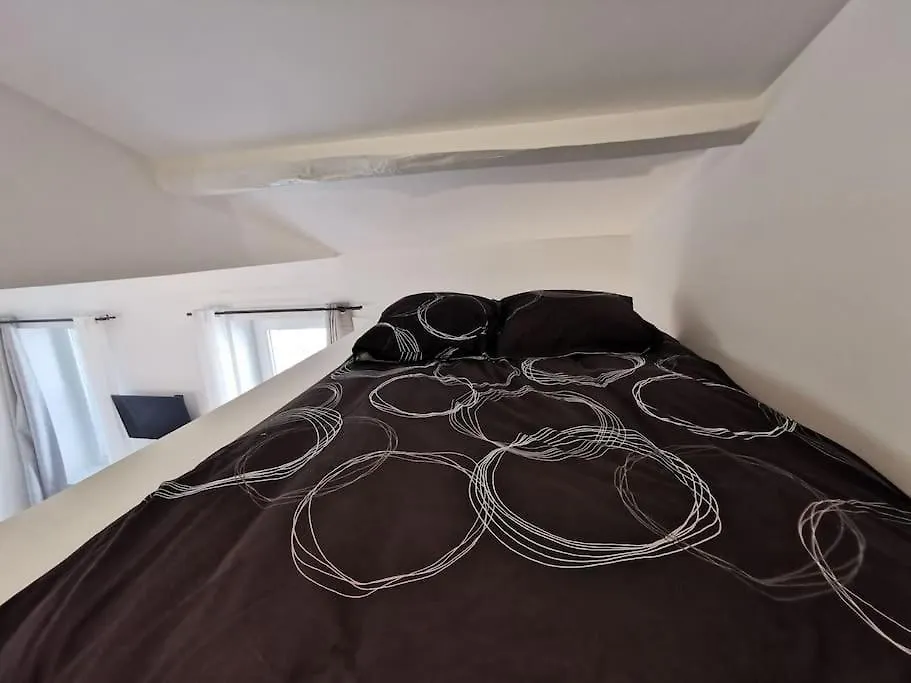 10. Charmant Studio Proche Gare Et Centre Apartment Valence  France