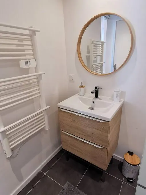 10. Charmant Studio Proche Gare Et Centre Apartment Valence  0*, Valence (Drome) France